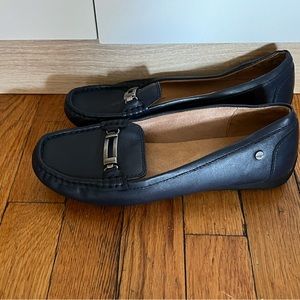 Navy Life Stride Loafers Size 8